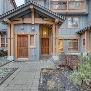The Bluffs #21 Holiday home Whistler