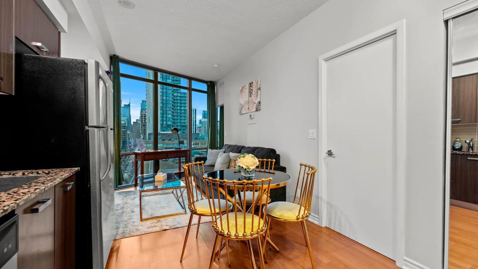 Apartment Globalstay. Burano Condos In Downtown Toronto