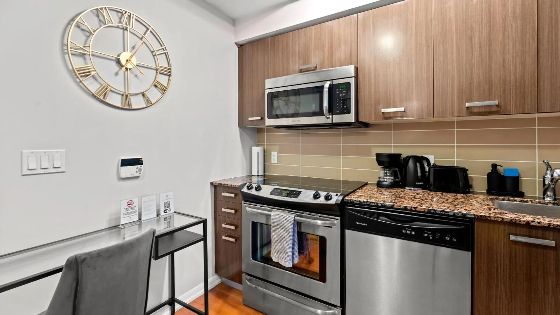 Globalstay. Burano Condos In Downtown Toronto