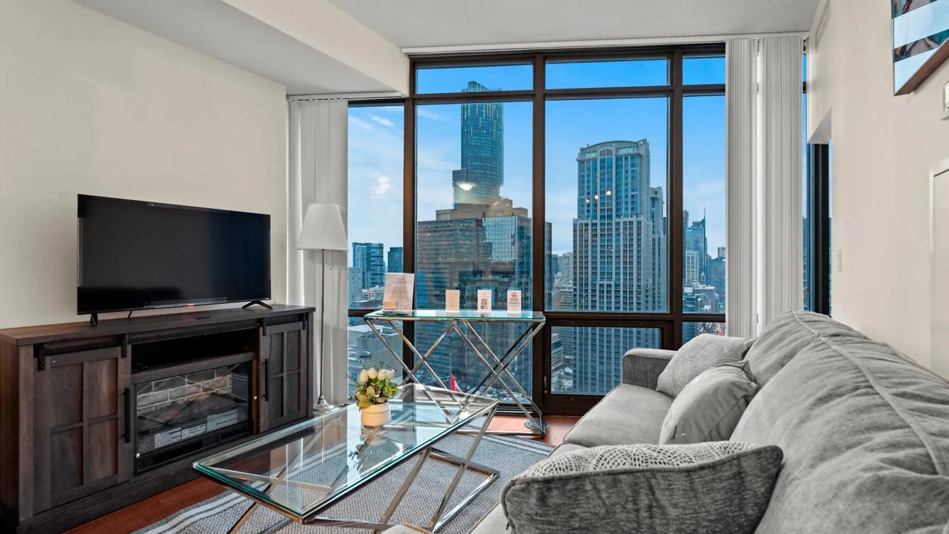 Apartment Globalstay. Burano Condos In Downtown Toronto Canada