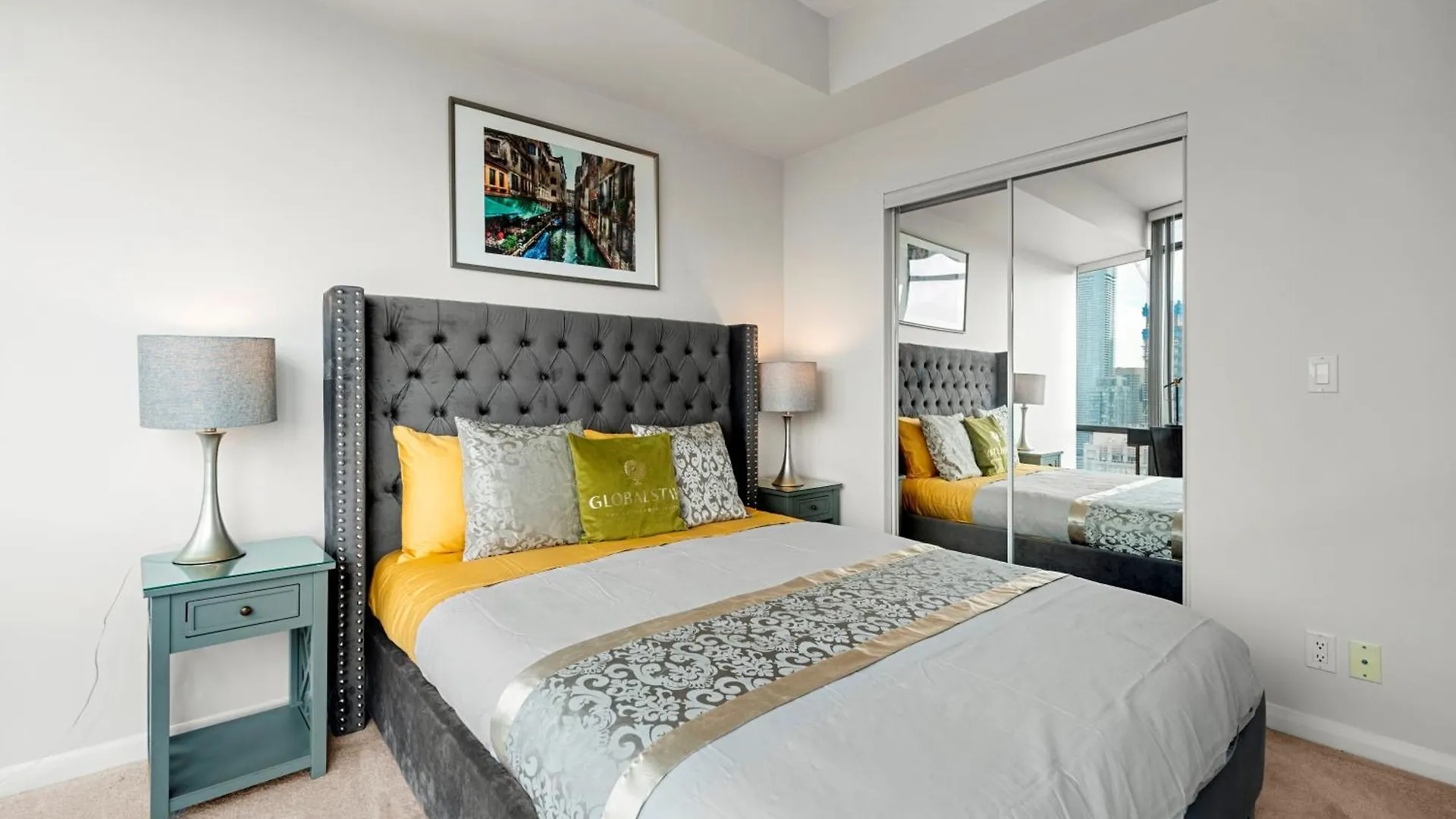 Globalstay. Burano Condos In Downtown Toronto Apartment